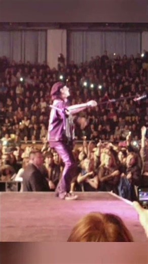 Scorpions - Wind Of Change (2012) #rocknroll #rock #live #scorpions #concert #classicrock #music