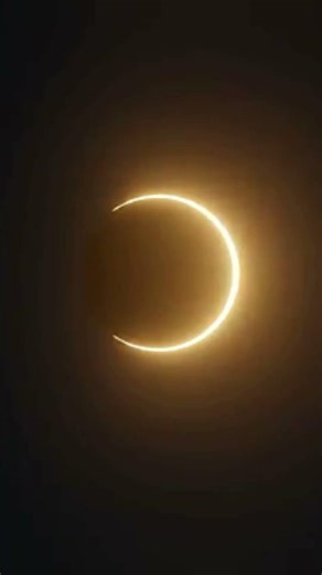 Experience a real solar eclipse 🌑