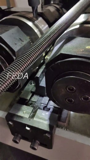 Need to roll UNC1"-8 threads efficiently? FEDA FD-25T is your solution! #manufacturing #threads