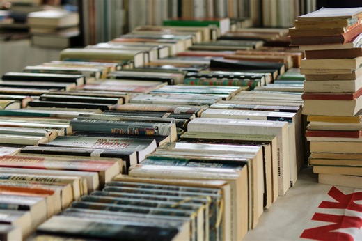 Η τεχνητή νοημοσύνη απειλεί και την εκδοτική βιομηχανία - ΤΑ ΝΕΑ