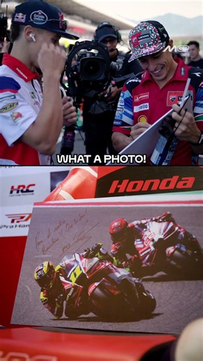 Marc Marquez vs Diogo Moreira: the overtake becomes a framed photo! 🫡 📸 🖼️