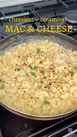 Creamy Mac & Cheese #macandcheese #macaroniandcheese #cheesymacaroni #creamypasta #easyrecipes