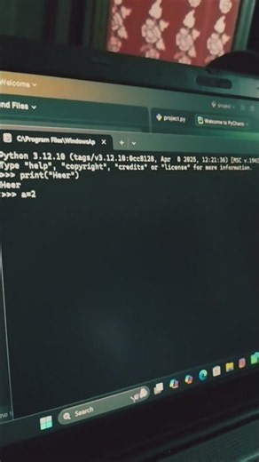 Run python in Command Prompt 👩🏻‍💻 #pythoncoding #fyp #programmingbasics #programmingforbeginners
