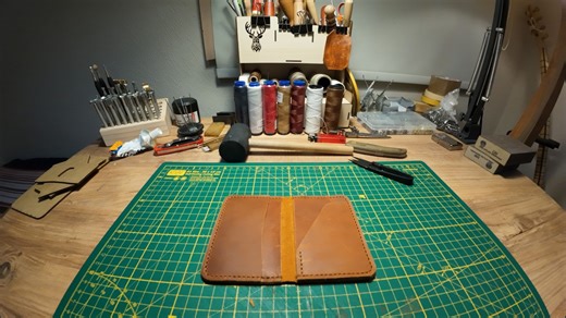 How to Make a Handmade Leather Wallet | Leathercraft Tutorial