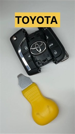 Toyota Key Battery Replacement - Easy DIY Fix!