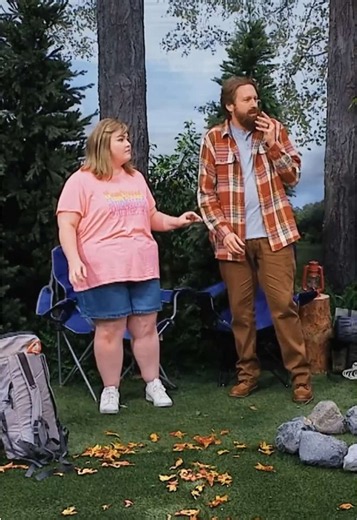 never seen pete holmes with a beard and bigfoot in the same room before, so... @peteholmes