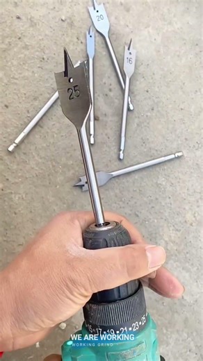 🪵⚙️ Fast Wood Drilling with Spade Drill Bits