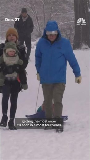 Winter storm brings travel chaos to East Coast