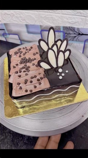 Beautiful Square Chocolate Cake Design #shorts #shortsfeed #trending