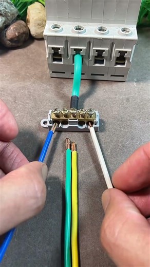 Smart Electrical Wire Connection Trick | Easy Terminal Block Wiring