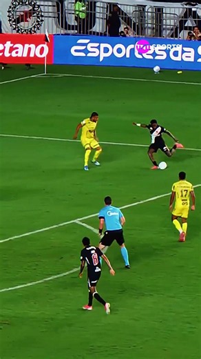 OLHA O GOLAÇO QUE O ANDRÉS GÓMEZ FEZ PRA EVITAR A DERROTA DO VASCO! #shorts