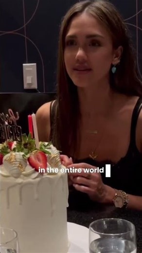 JESSICA ALBA TURNS 45 AND THE INTERNET CAN'T BREATHE! 🔥