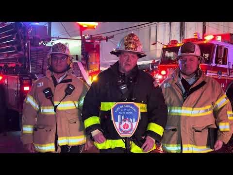 FDNY officials provide update on 5-alarm fire in Queens