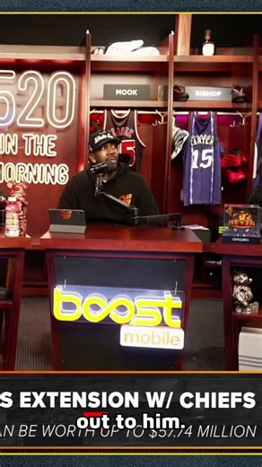 Travis Kelce SIGNS Massive Extension with KC Chiefs | Club 520 Podcast