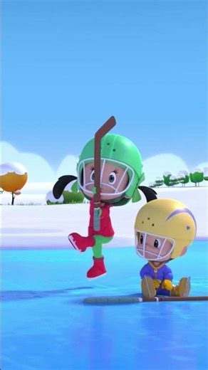 Ready? 🏒⛸️❄️ Practice makes perfect 👨‍🏫⛸️ #Cuquin #Cartoons #Christmas