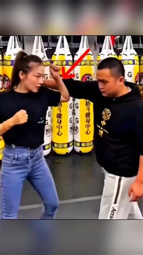 Elbow Strike Self Defense 💥 | Street Fight Survival Technique #shorts