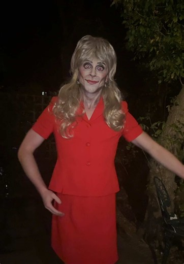 Susan dell #halloween #marsattacks | susan dell