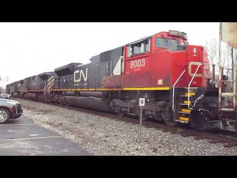 (3-4-2026) Train meet in Marion Ohio:NS and CSX NB and SB freight trains.