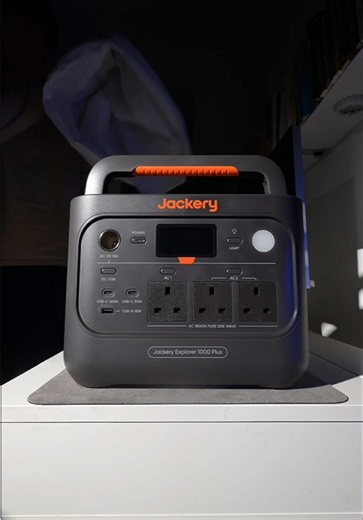 Prepare for the worst, power with the best 💪 Meet the Jackery Explorer 1000 Plus v2 ⚡: a compact, whisper-quiet 🤫 power station with 1,024Wh of LiFePO4 power and 1,800W output that can run your kit at camp 🏕️, in the van 🚐 or through a power cut 🏠. It switches to backup in 10ms ⏱️, weighs just 10.8kg 🎒, and expands up to 11kWh when you need more 🔋 #Jackery #JackeryPlusOne #JackeryExplorer #JackeryExplorer1000PlusV2 #PrimeDealDays