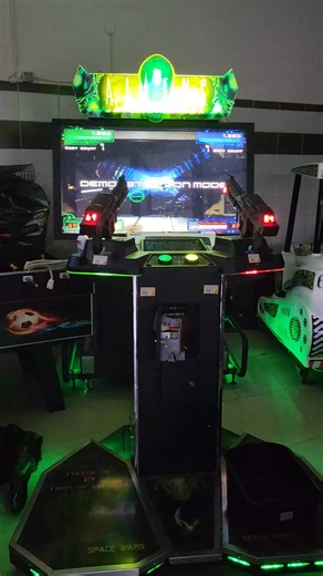 Aliens Arcade Shooting Game Machine. Price 1800,00 vat Mob/6909212299. | Venos Games
