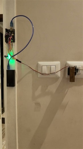Arduino Automatic Light Switch | IR Sensor + Servo