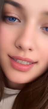 Periscope LIVE BEAUTIFULL GIRL💚 #periscope #live #cute #broadcast #periscopelive#viralvideo #vlog
