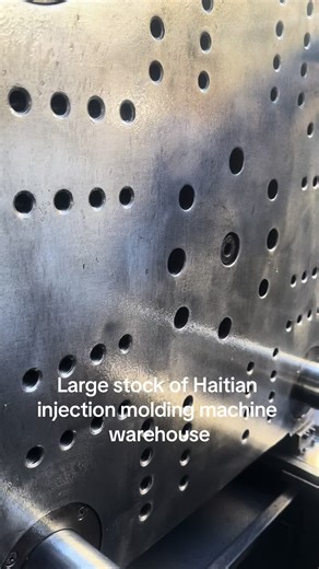 Haitian injection molding machine warehouse a large number of stock.
