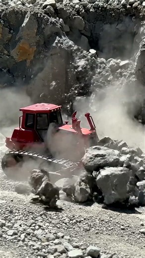 Massive Red Bulldozer Pushes Rocks! 💥 Heavy Equipment Action