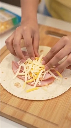 🌯 Easy 5-Minute Ham and Cheese Tortilla Wrap