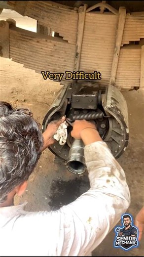 Brake Pad Spring Lock #engine #automobile #mechanic #shorts #short #truck #truckmechanic #tips #yt