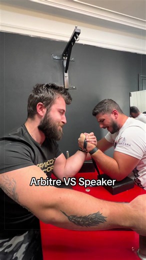 Sparring bras de fer sportif : Arbitre vs Speaker