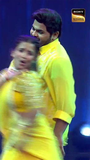 'Bheegi Bheegi' Par Dreamy Performance | India's Best Dancer S5 | #ibd #karismakapoor