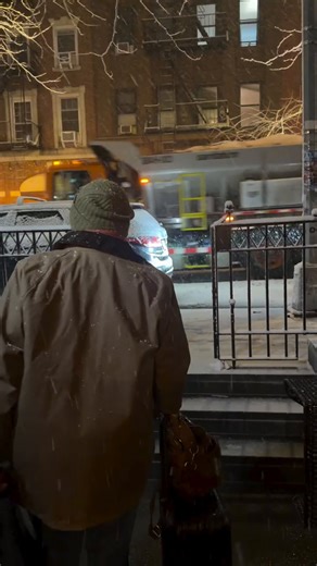 WATCH: Al Roker documents commute to TODAY studios in the midst of a blizzard