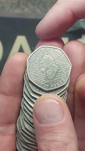 1 LUCKY BAG 50p Coin Hunt EP1033