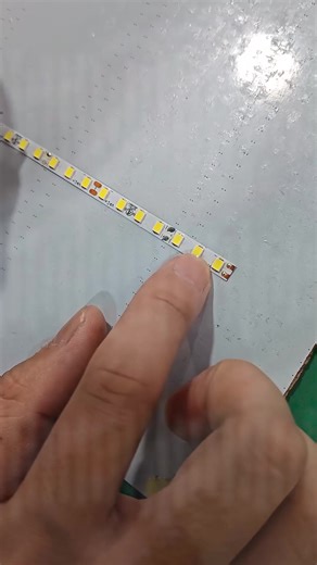 LED strip lights, perfect for room decor. #yeechop #lights #neonlights #striplights #decoration #diy #diylights #diyledlights #ledstriplights #LED #strip #lighting #tracklighting #neonlight #roommakeover #electroniclighter #design #installation