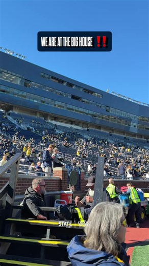 30 minutes till kickoff for Penn State Vs. Michigan ⏰ • • • • #WeAre #WeArePennState #PennState #NittanyLions #CFB @The College Sports Company