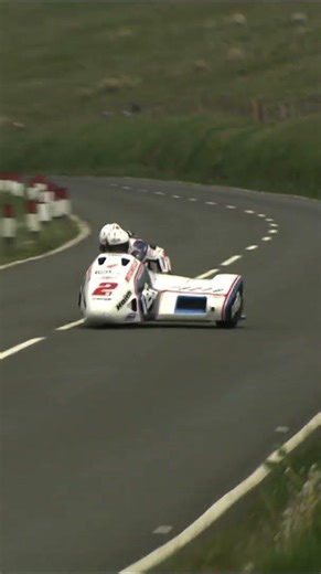 BIRCHALLS IN CONTROL OVER THE MOUNTAIN | Isle of Man TT Races