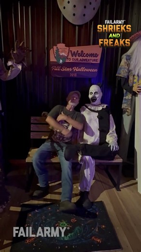 Shrieks and Freaks – Where jump scares never clock out