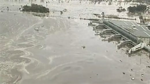 9.1 earthquake hits but almost no one dies until the wave arrives