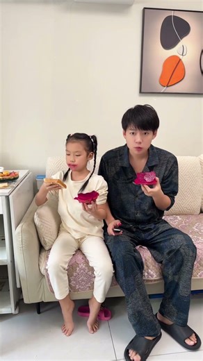 Bread slices to wipe mouth? This fruit isn't wasted!