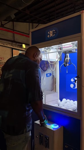 A young recap of our DStv activation at #BafonaBafona! 🤩 It’s safe to say we gave batho ba 012 an experience of note. 💙 #DStvCelebrates30