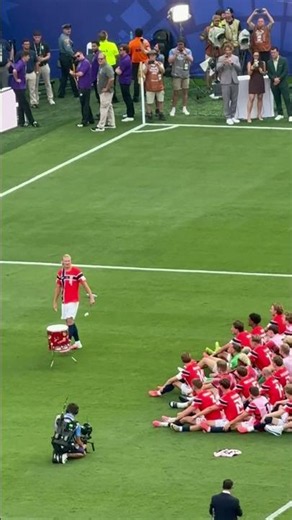 Erling Haaland sköter trumman när Norge ror (Norge mot Brasilien i New Jersey i USA) (#Shorts)