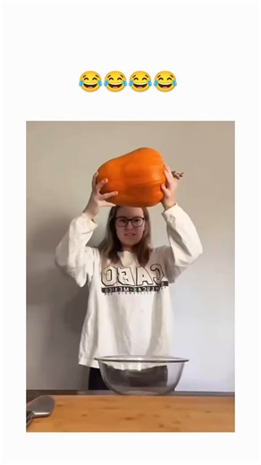 🤣😅🙏When Your Food Fights Back! 😁 Epic Food Fails Compilation Spaghetti flying everywhere, 😮 burgers exploding, cakes smashing faces… 😂 pure chaos you can’t miss! Watch till the end for the ultimate fail! Who else has had a kitchen disaster like this? Drop your stories below! Tag your clumsy cooking buddy .