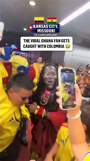 After Colombia's win, this Ghana fan joined the celebration 🇨🇴🇬🇭