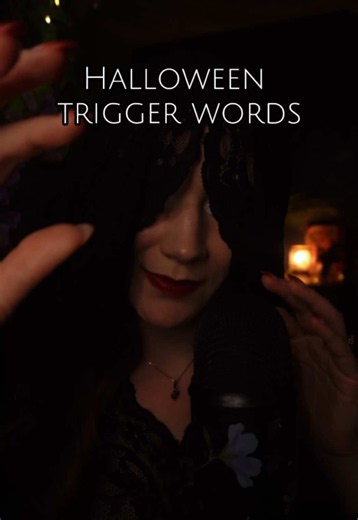DON’T WATCH THIS ASMR 😳Happy Halloween bees 🧡🖤 ASMR trigger words spooky asmr 👻
