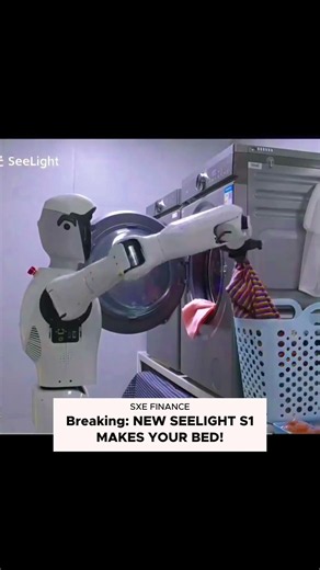 China's HOUSEHOLD ROBOT Does Laundry, Cooks and Makes Your Bed by 2027 #news #tech #china #robot