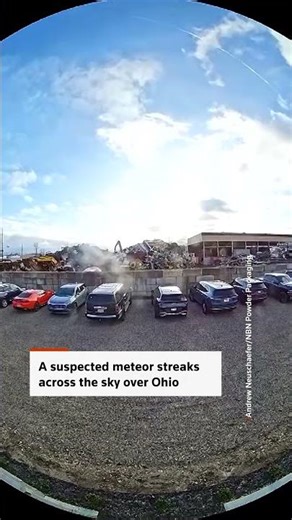 Suspected meteor streaks across Ohio sky