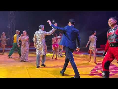 Le cirque PINDER a LYON - COURABRICK42