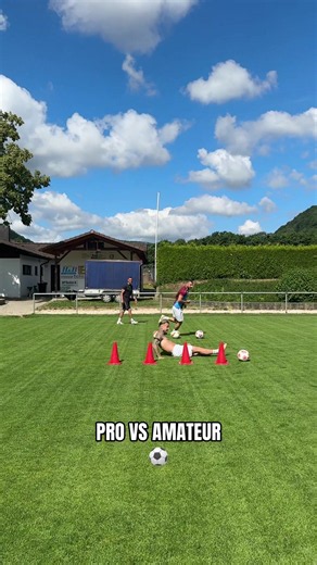 Pro vs Amateur Futbol Drill: Can You Keep Going? ⚽️🫡