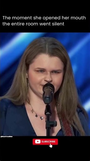 The Moment Sarah Started Singing, Everyone Stopped to Listen ❤️🎤